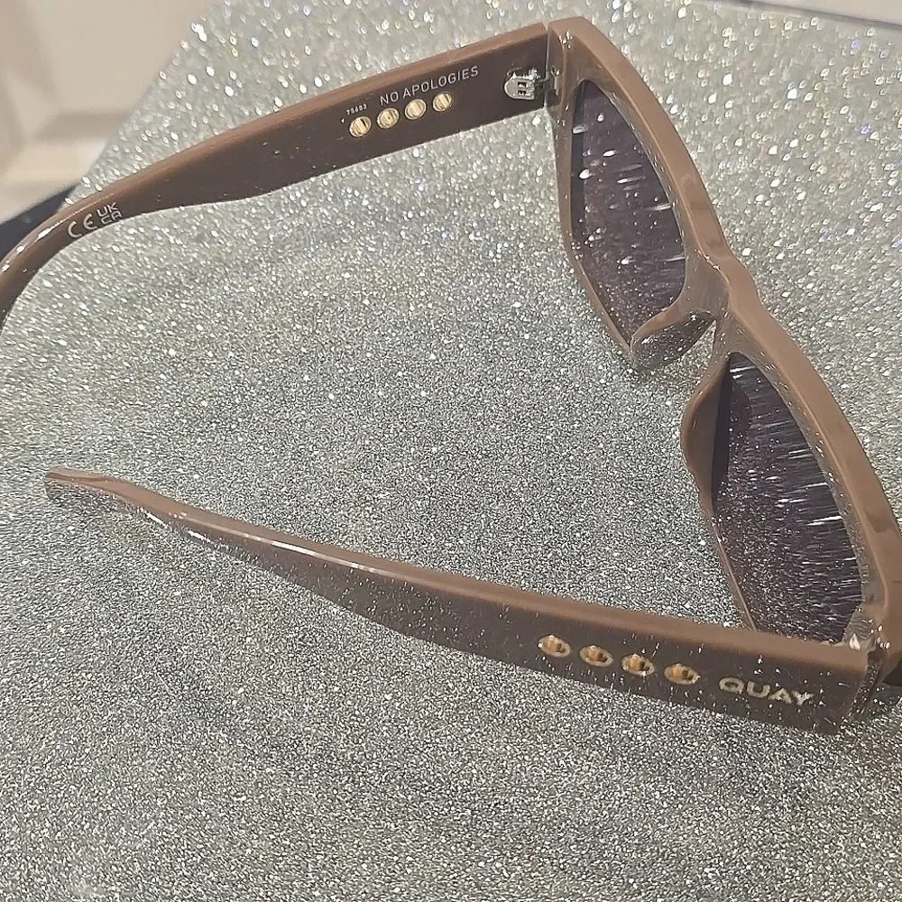 Quay Australia No Apologies‎ Sunglasses- Doe/Brown